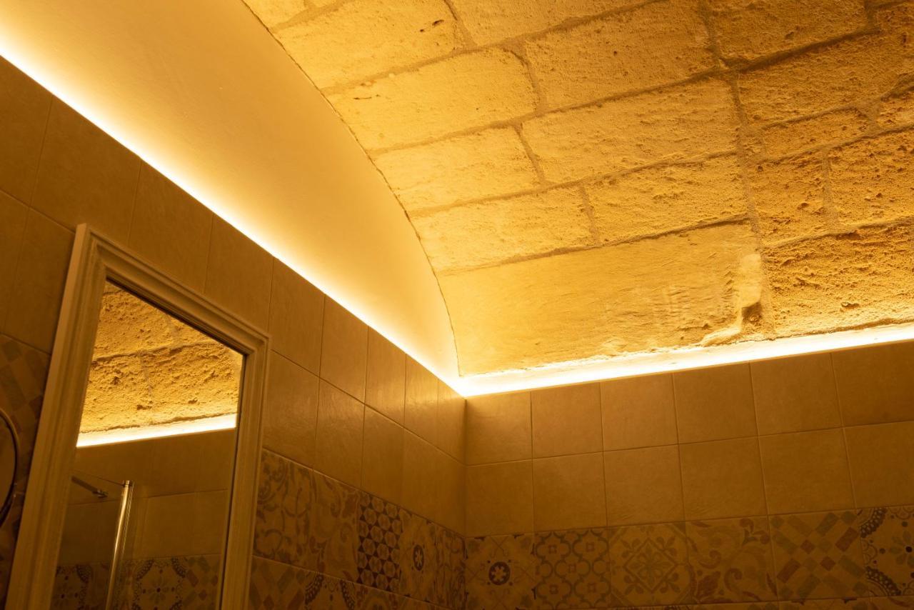 Cadelli Luxury Suite & Apartments Lecce Exterior foto
