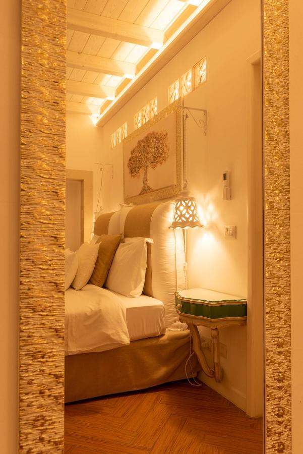 Cadelli Luxury Suite & Apartments Lecce Exterior foto